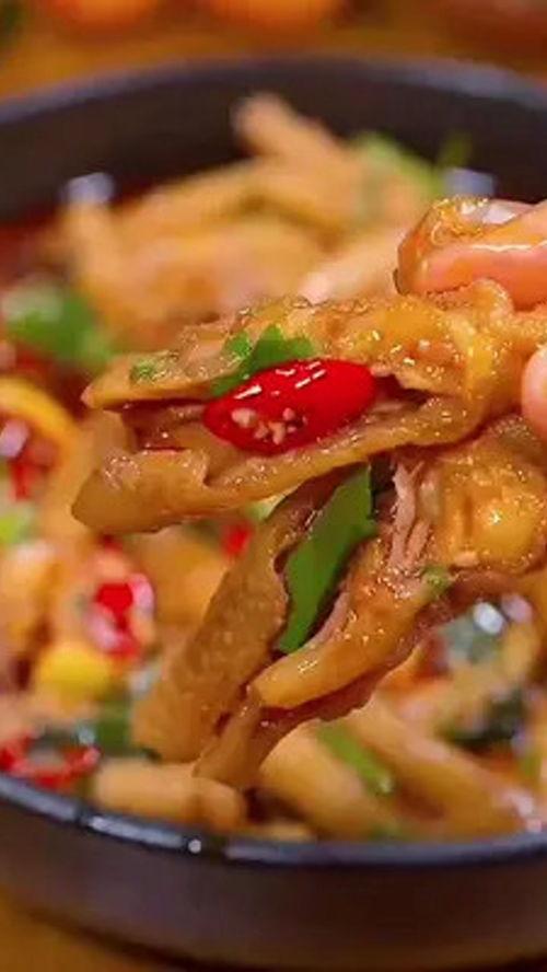 东北哪个网红吃酸瓜好吃,谁家的酸瓜最开胃？”  第1张